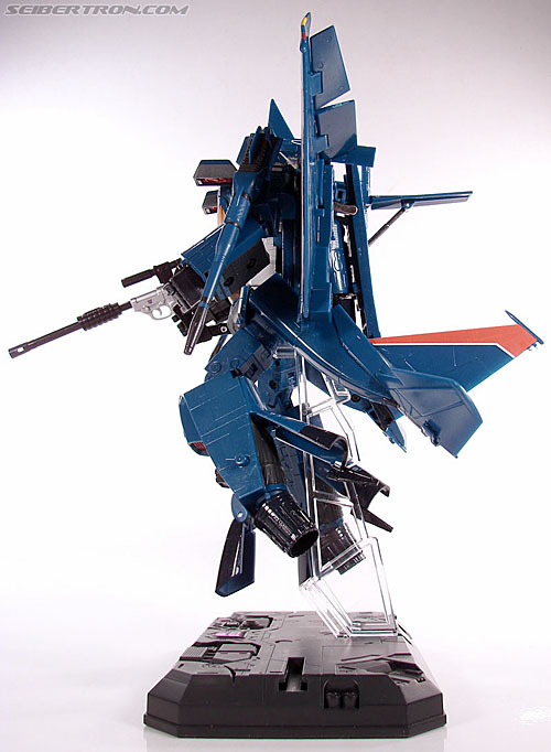 Transformers Masterpiece Thundercracker (MP-07) (Image #190 of 214)