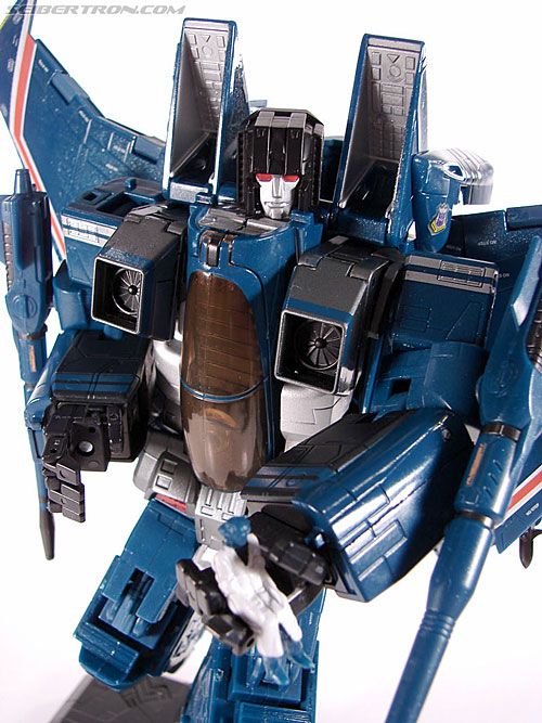 Transformers Masterpiece Thundercracker (MP-07) (Image #201 of 214)