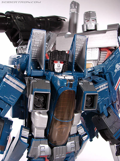 Transformers Masterpiece Thundercracker (MP-07) (Image #206 of 214)