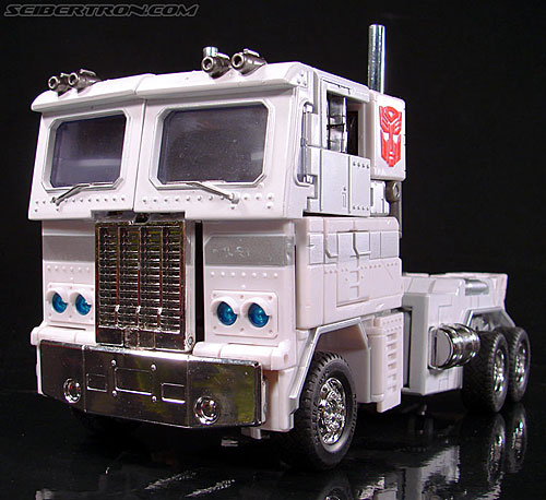 Transformers Masterpiece Ultra Magnus (MP-02) (Image #44 of 216)
