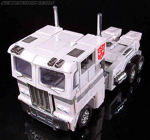Transformers Masterpiece Ultra Magnus (MP-02) (Image #45 of 216)