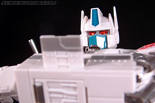 Transformers Masterpiece Ultra Magnus (MP-02) (Image #123 of 216)
