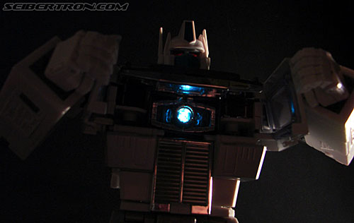 Transformers Masterpiece Ultra Magnus (MP-02) (Image #135 of 216)
