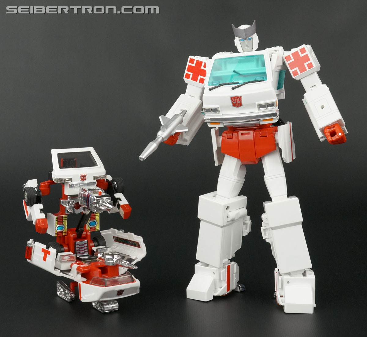 Transformers Masterpiece Ratchet (Image #234 of 257)