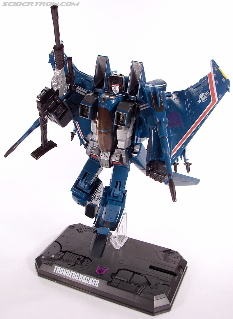 Transformers Masterpiece Thundercracker (MP-07) (Image #192 of 214)