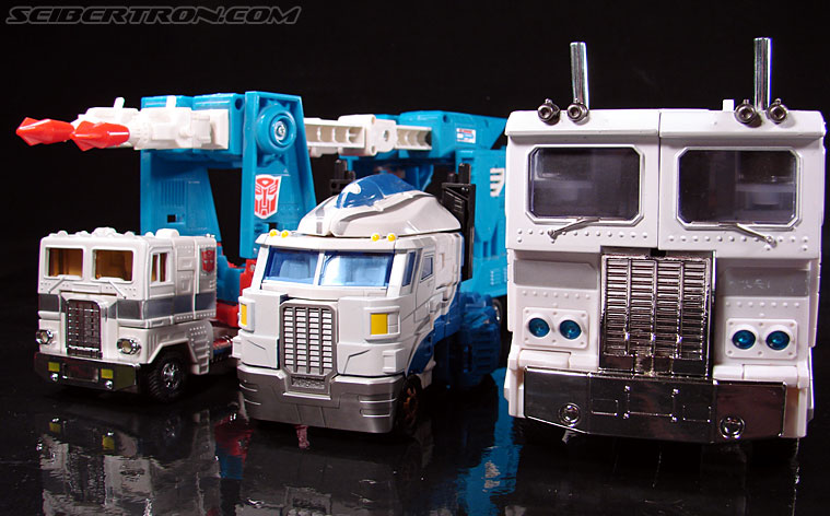Transformers Masterpiece Ultra Magnus (MP-02) (Image #61 of 216)