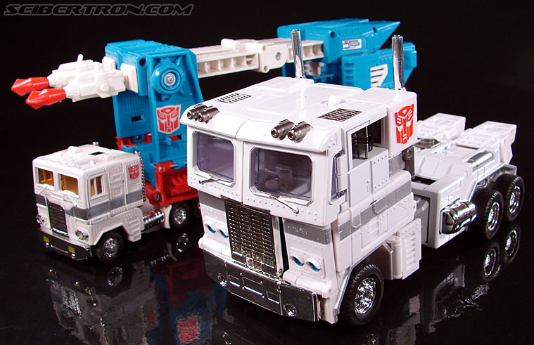 Transformers Masterpiece Ultra Magnus (MP-02) (Image #63 of 216)