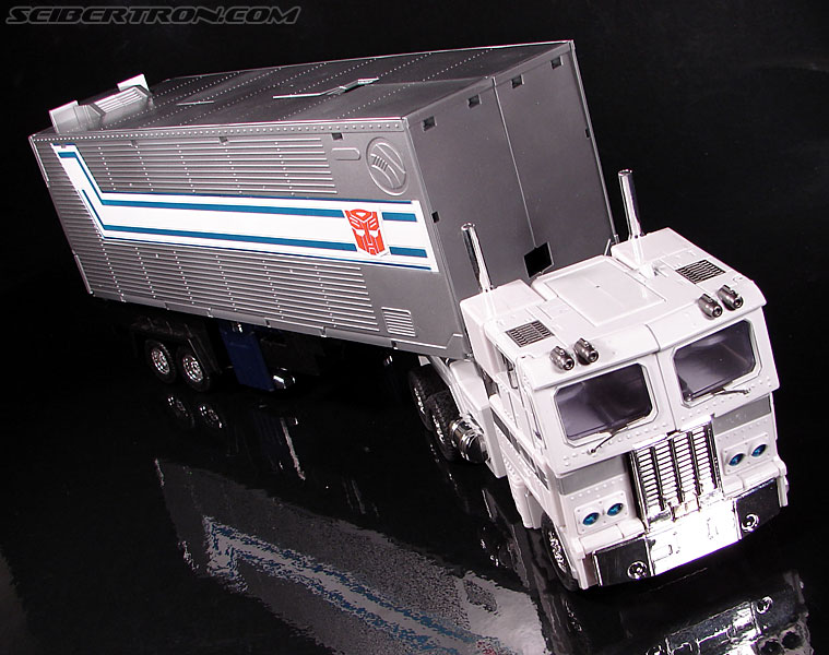 Transformers Masterpiece Ultra Magnus (MP-02) (Image #70 of 216)