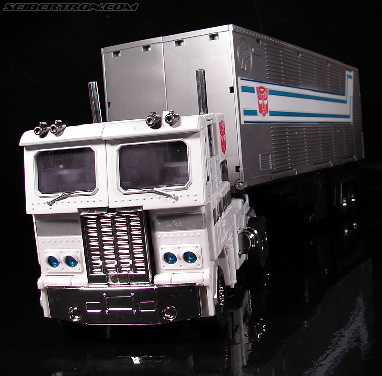 Transformers Masterpiece Ultra Magnus (MP-02) (Image #72 of 216)