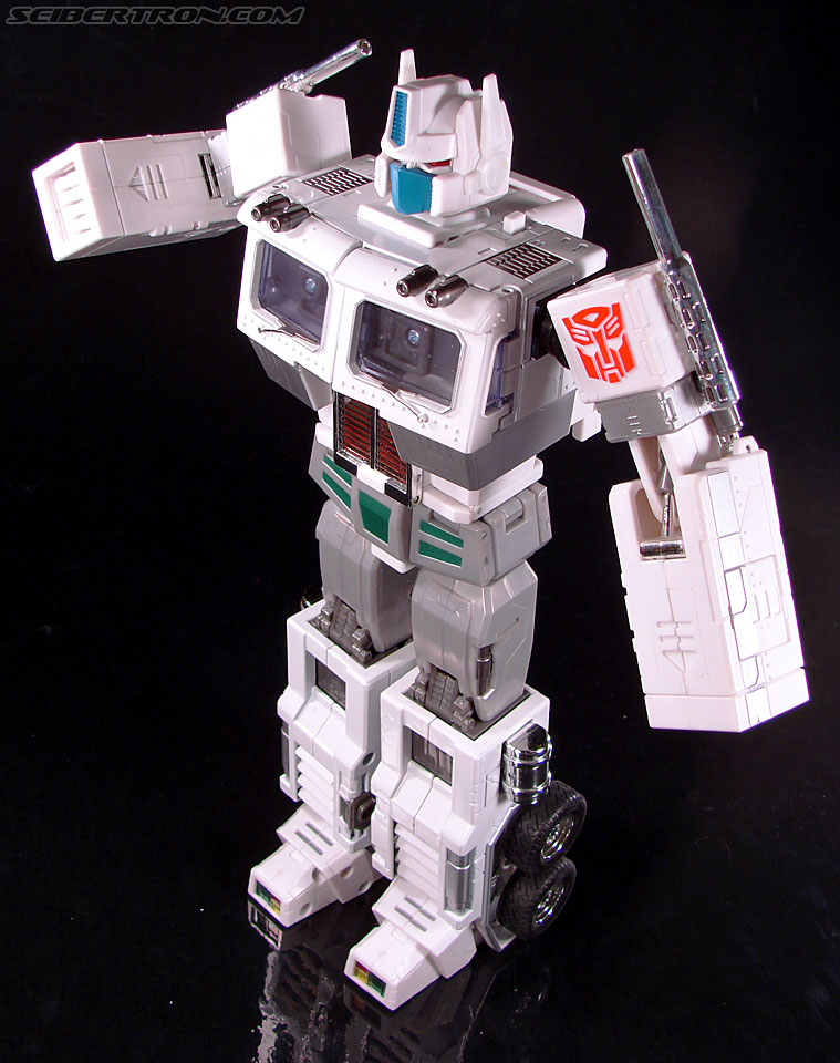 Transformers Masterpiece Ultra Magnus (MP-02) (Image #80 of 216)