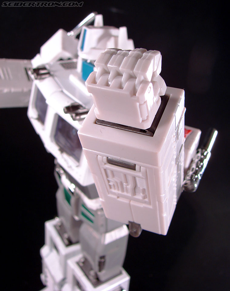 Transformers Masterpiece Ultra Magnus (MP-02) (Image #82 of 216)