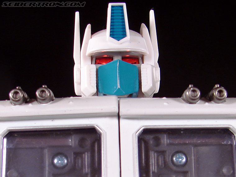 Transformers Masterpiece Ultra Magnus (MP-02) (Image #86 of 216)