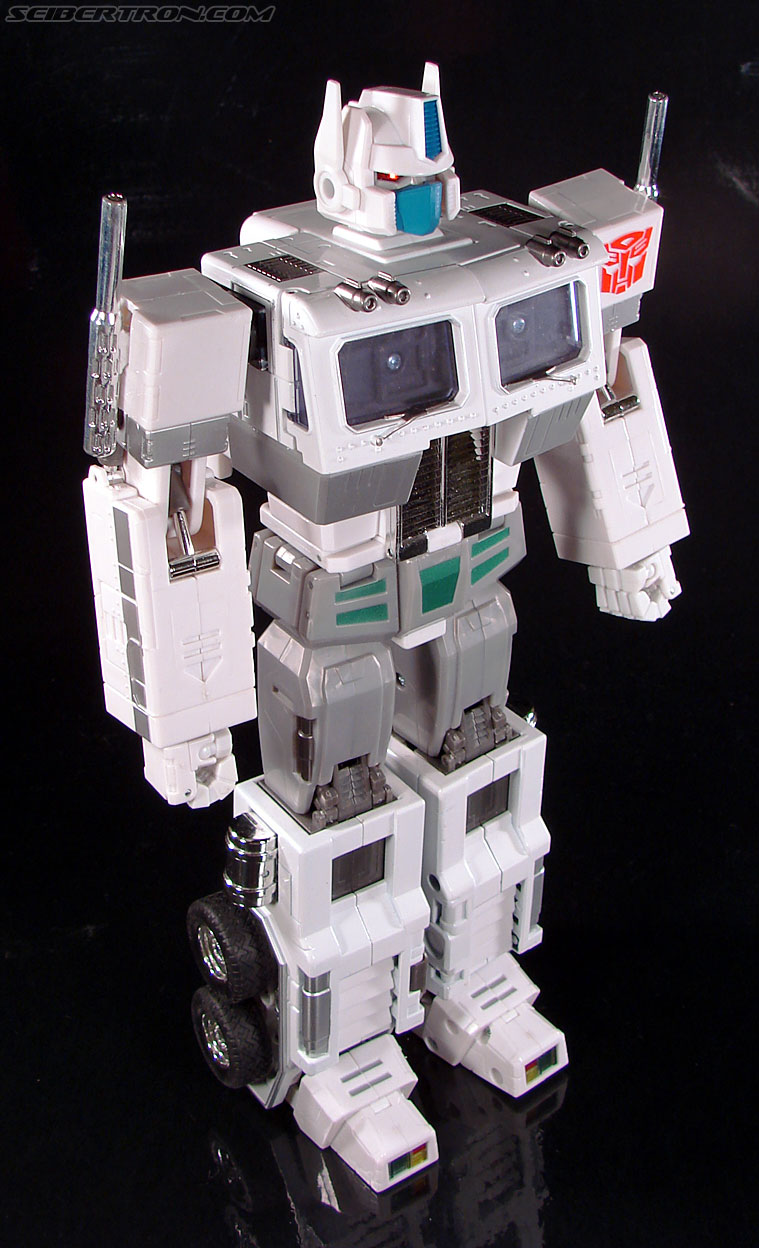 Transformers Masterpiece Ultra Magnus (MP-02) (Image #91 of 216)
