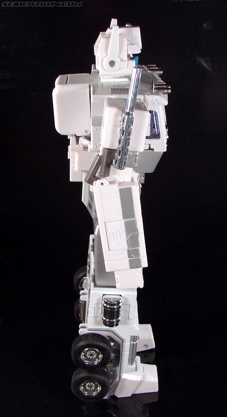 Transformers Masterpiece Ultra Magnus (MP-02) (Image #92 of 216)