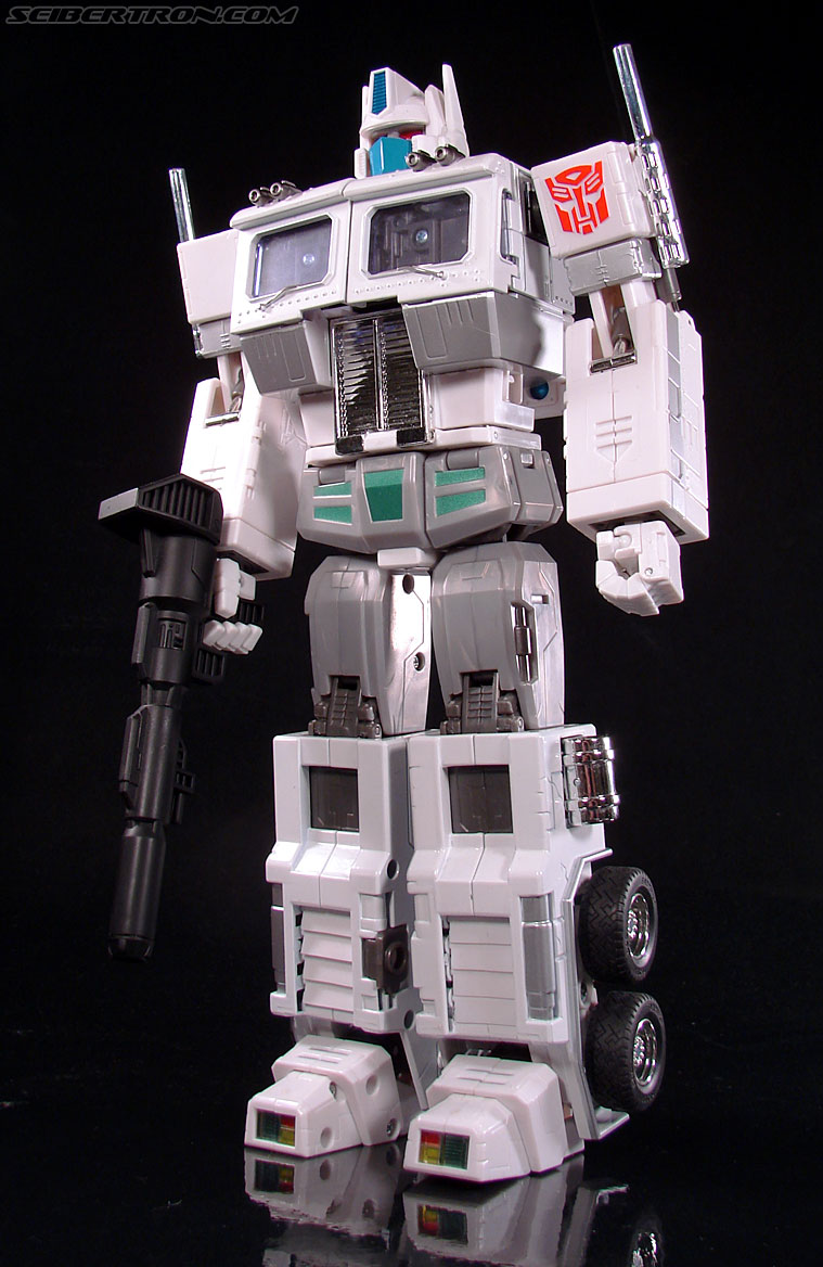 Transformers Masterpiece Ultra Magnus (MP-02) (Image #97 of 216)