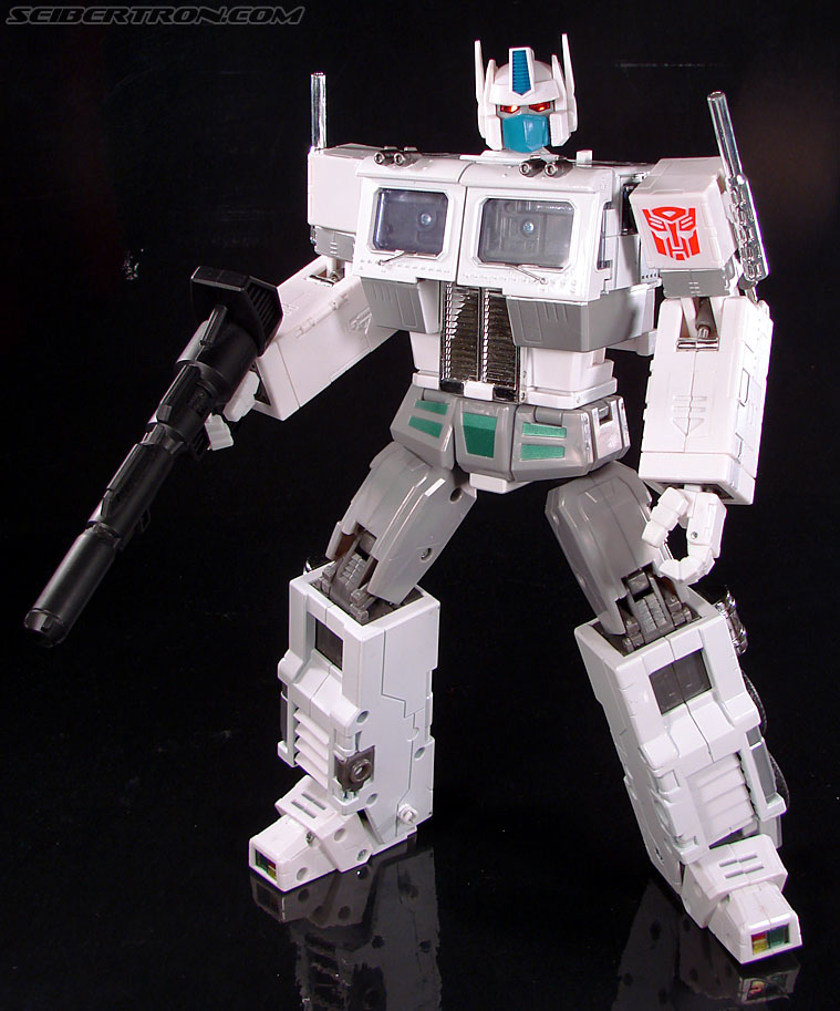 Transformers Masterpiece Ultra Magnus (MP-02) (Image #103 of 216)