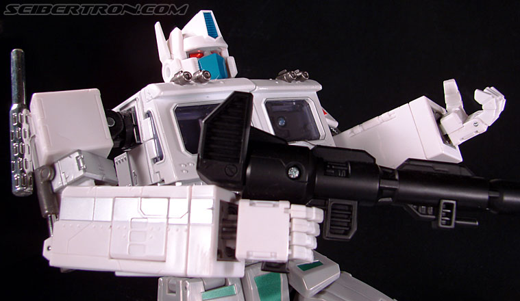 Transformers Masterpiece Ultra Magnus (MP-02) (Image #113 of 216)