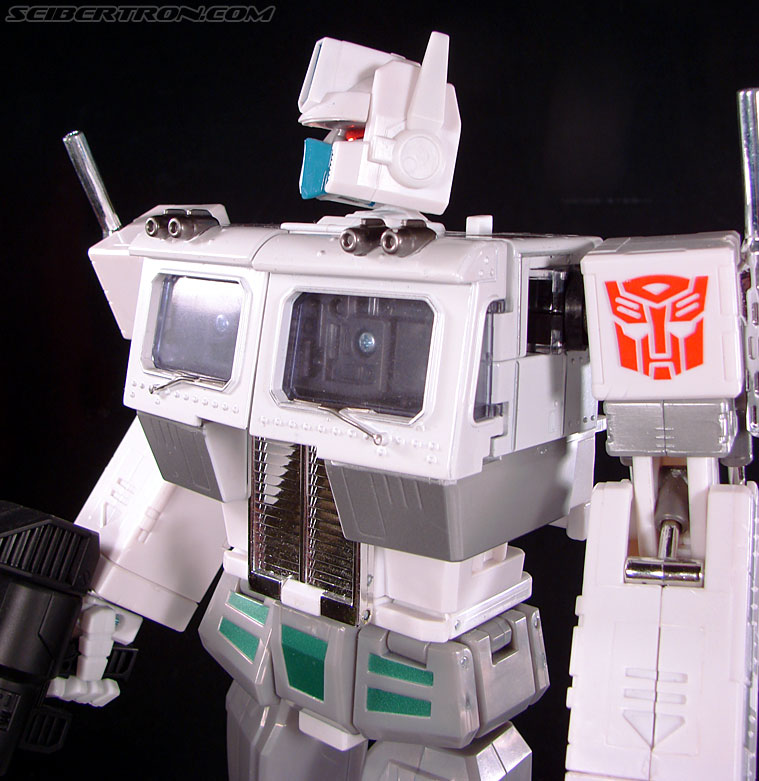 Transformers Masterpiece Ultra Magnus (MP-02) (Image #120 of 216)