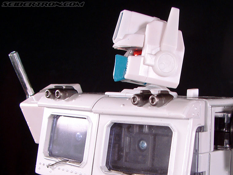 Transformers Masterpiece Ultra Magnus (MP-02) (Image #121 of 216)