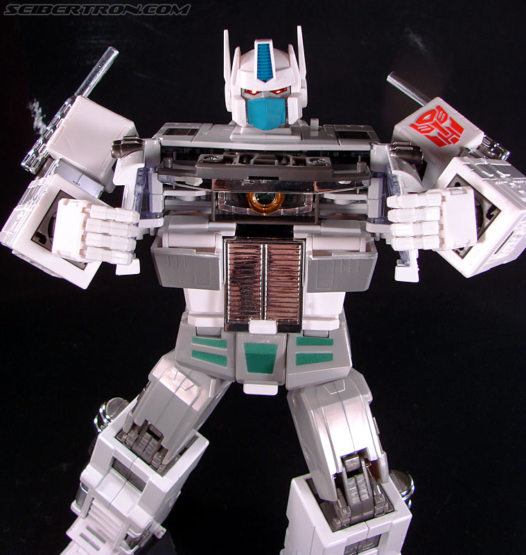 Transformers Masterpiece Ultra Magnus (MP-02) (Image #131 of 216)