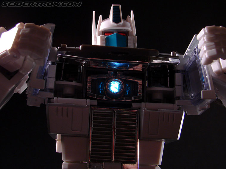 Transformers Masterpiece Ultra Magnus (MP-02) (Image #137 of 216)