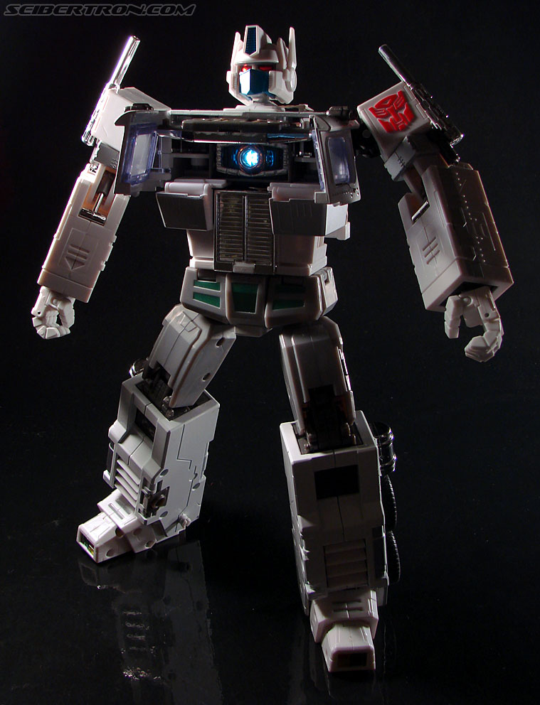 Transformers Masterpiece Ultra Magnus (MP-02) (Image #139 of 216)