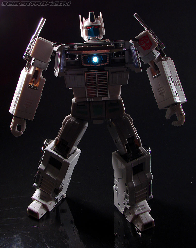 Transformers Masterpiece Ultra Magnus (MP-02) (Image #140 of 216)