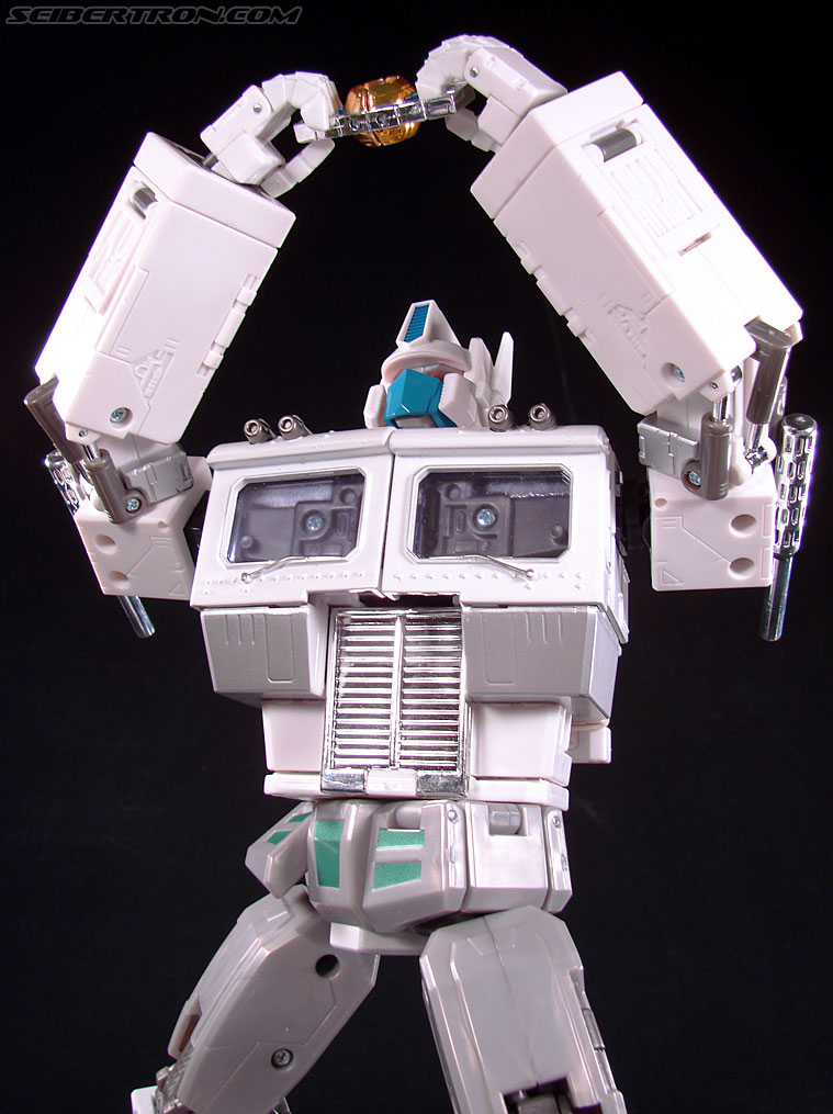 Transformers Masterpiece Ultra Magnus (MP-02) (Image #142 of 216)