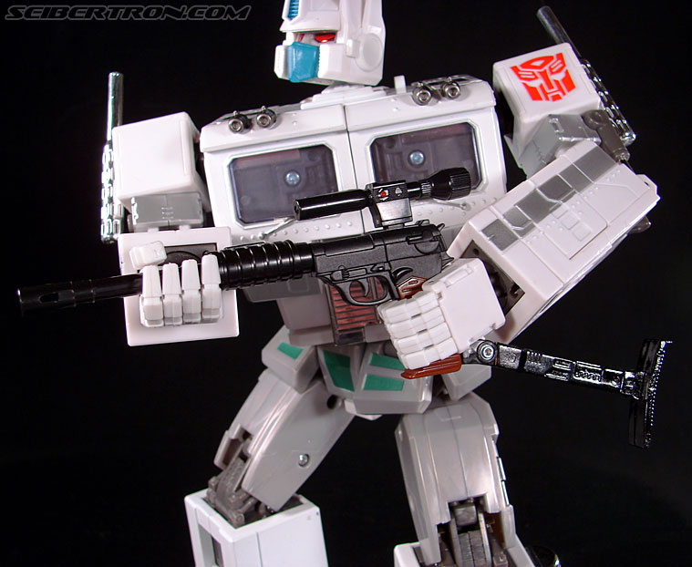 Transformers Masterpiece Ultra Magnus (MP-02) (Image #154 of 216)