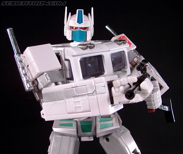 Transformers Masterpiece Ultra Magnus (MP-02) (Image #155 of 216)
