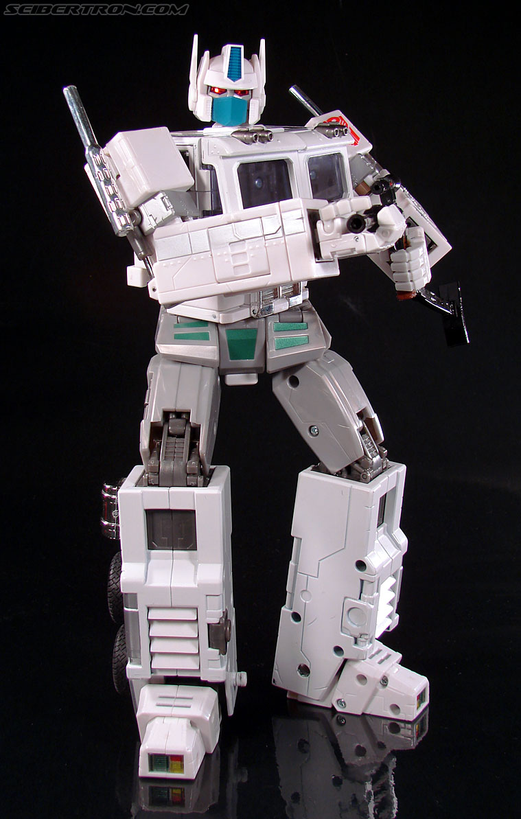 Transformers Masterpiece Ultra Magnus (MP-02) (Image #157 of 216)