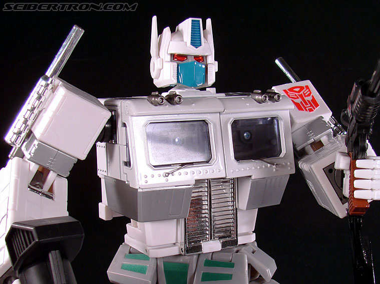 Transformers Masterpiece Ultra Magnus (MP-02) (Image #160 of 216)