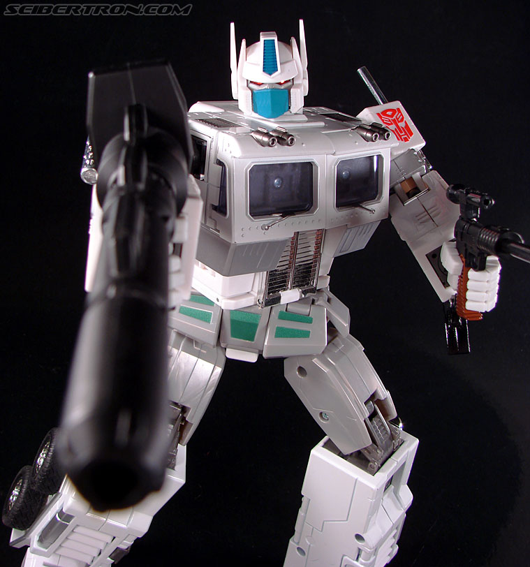 Transformers Masterpiece Ultra Magnus (MP-02) (Image #166 of 216)