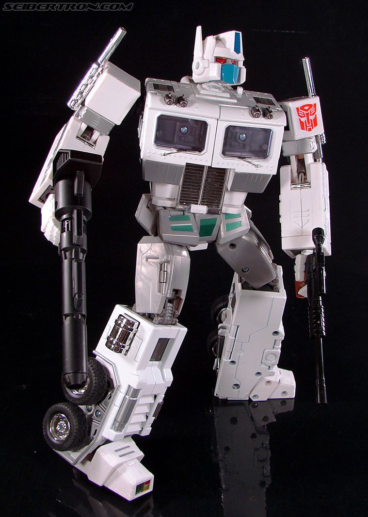 Transformers Masterpiece Ultra Magnus (MP-02) (Image #169 of 216)