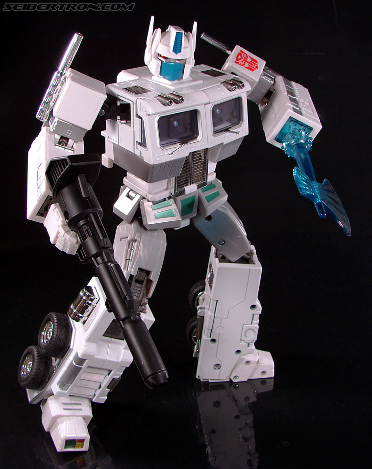 Transformers Masterpiece Ultra Magnus (MP-02) (Image #177 of 216)