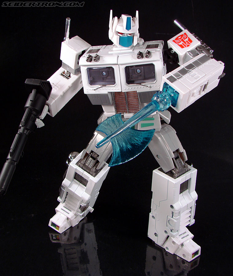 Transformers Masterpiece Ultra Magnus (MP-02) (Image #178 of 216)