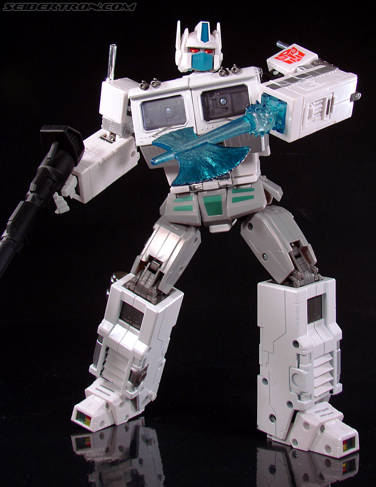 Transformers Masterpiece Ultra Magnus (MP-02) (Image #179 of 216)