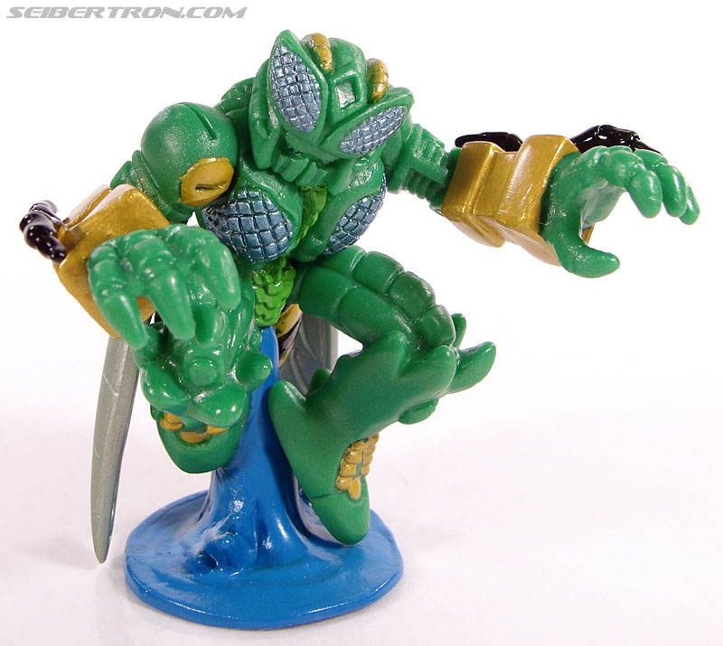Transformers Robot Heroes Waspinator (BW) (Image #33 of 39)