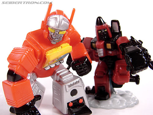 Transformers Robot Heroes Blaster (G1) (Image #23 of 30)