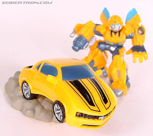 Transformers Robot Heroes Bumblebee (ROTF) vehicle (Image #19 of 24)