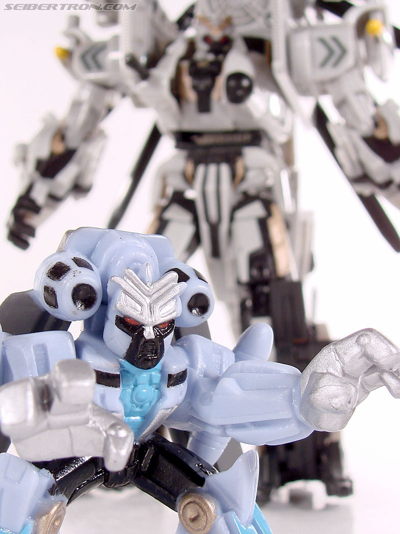 Transformers Robot Heroes Blackout (ROTF) (Image #31 of 37)