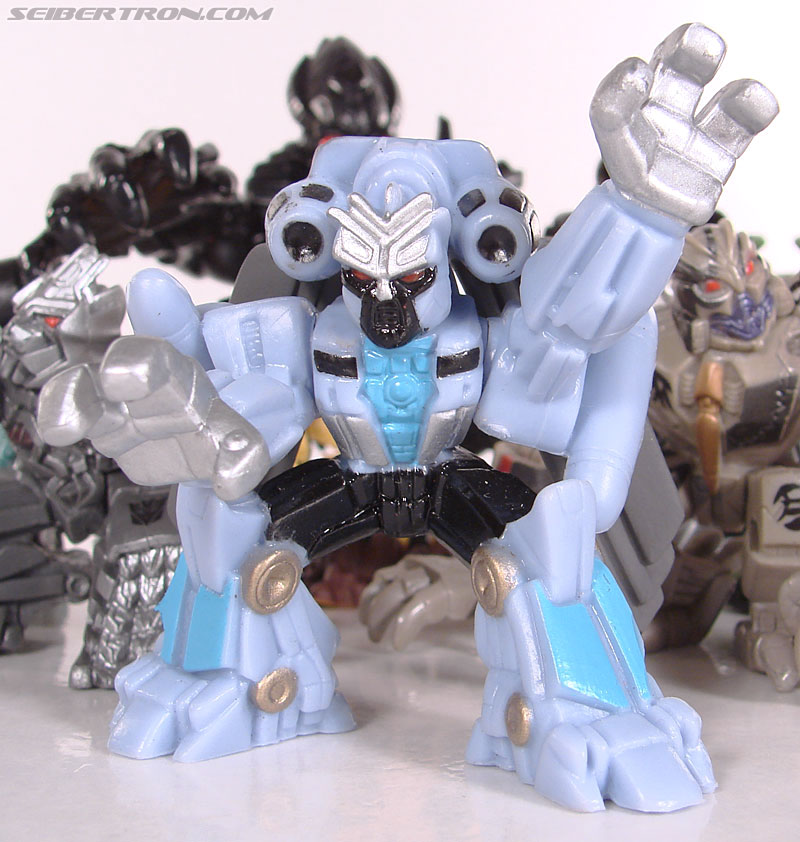 Transformers Robot Heroes Blackout (ROTF) (Image #36 of 37)