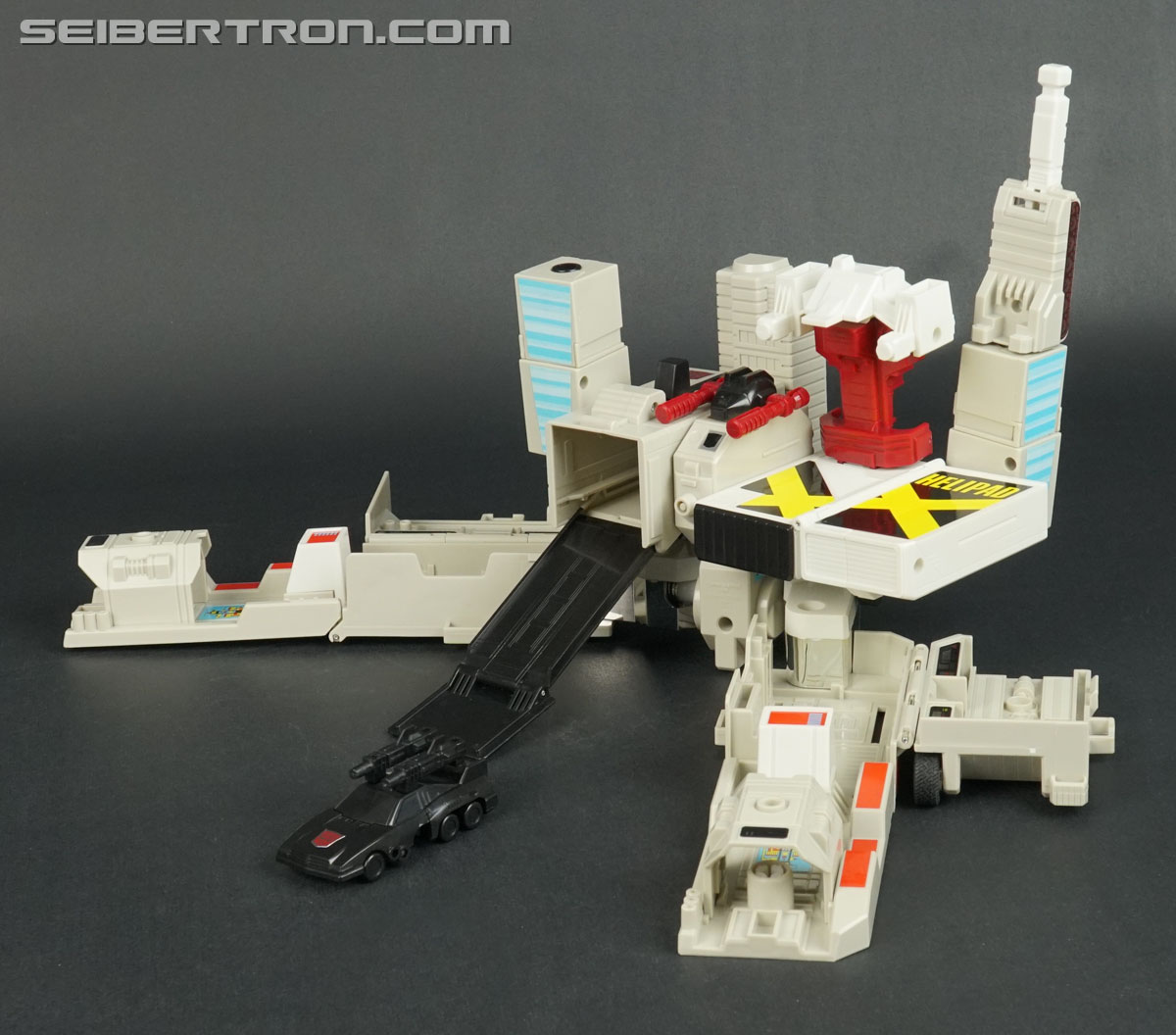 Transformers Encore Metroplex (Reissue) (Image #72 of 163)