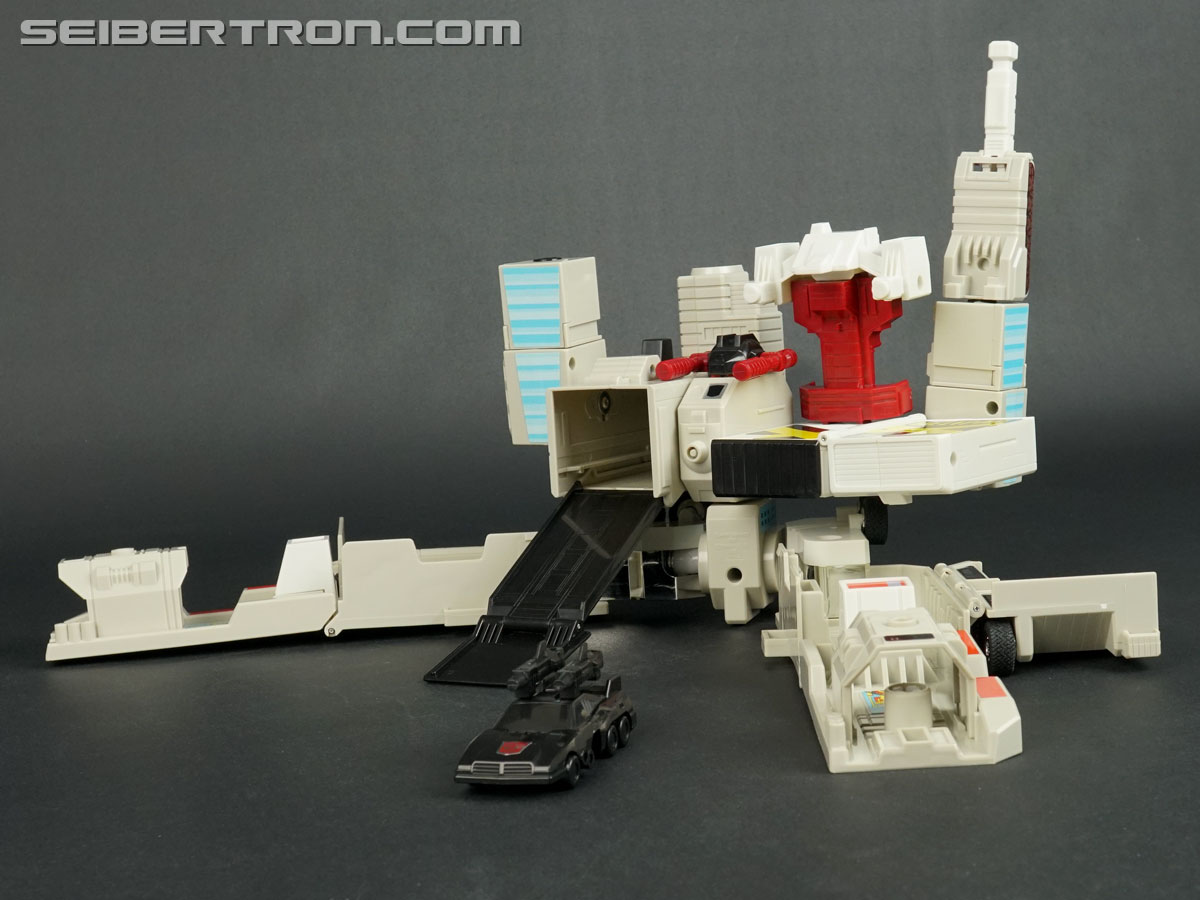 Transformers Encore Metroplex (Reissue) (Image #73 of 163)