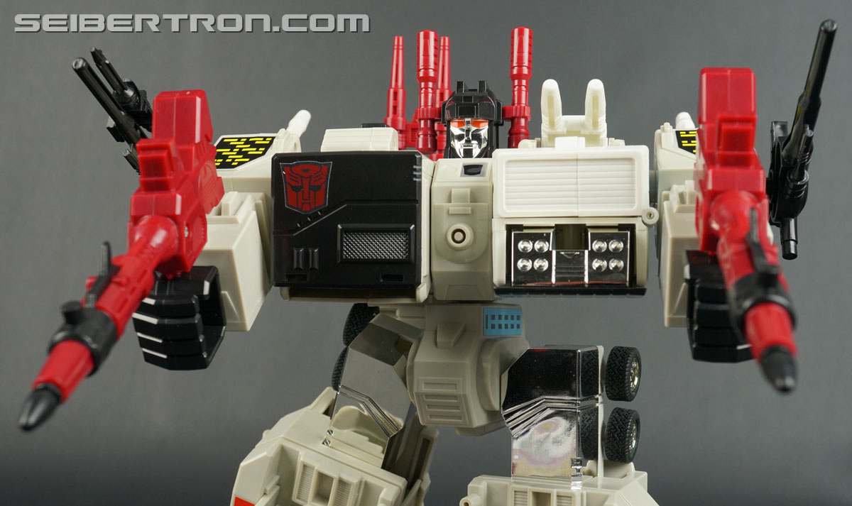 Transformers Encore Metroplex (Reissue) (Image #120 of 163)