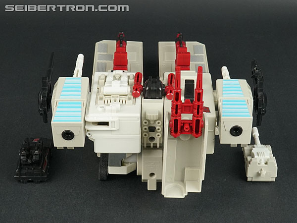 Transformers Encore Metroplex (Reissue) (Image #39 of 163)