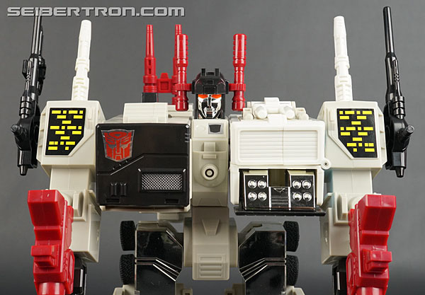 Transformers Encore Metroplex (Reissue) (Image #91 of 163)
