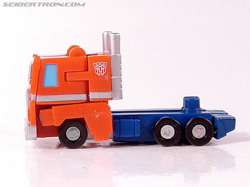 Smallest Transformers Optimus Prime (Convoy) (Image #13 of 77)
