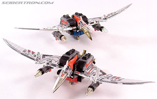 Smallest Transformers Swoop (Bombardier Elf) (Image #78 of 148)