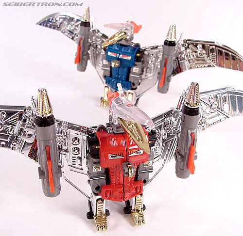 Smallest Transformers Swoop (Bombardier Elf) (Image #80 of 148)